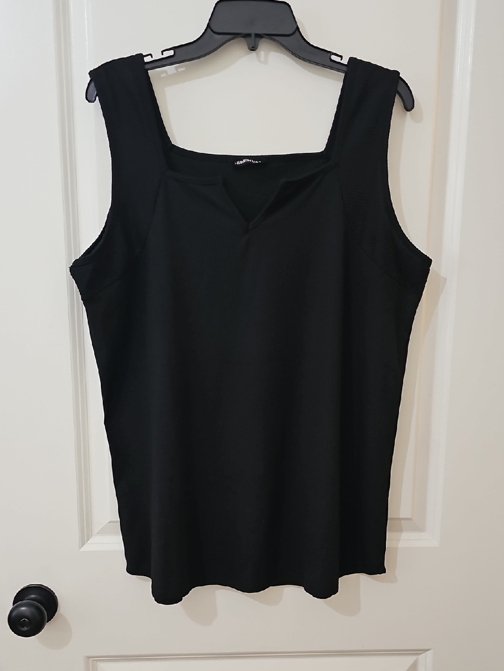 Women’s Black Square Neck Tank Top - Classic Sleek Fit